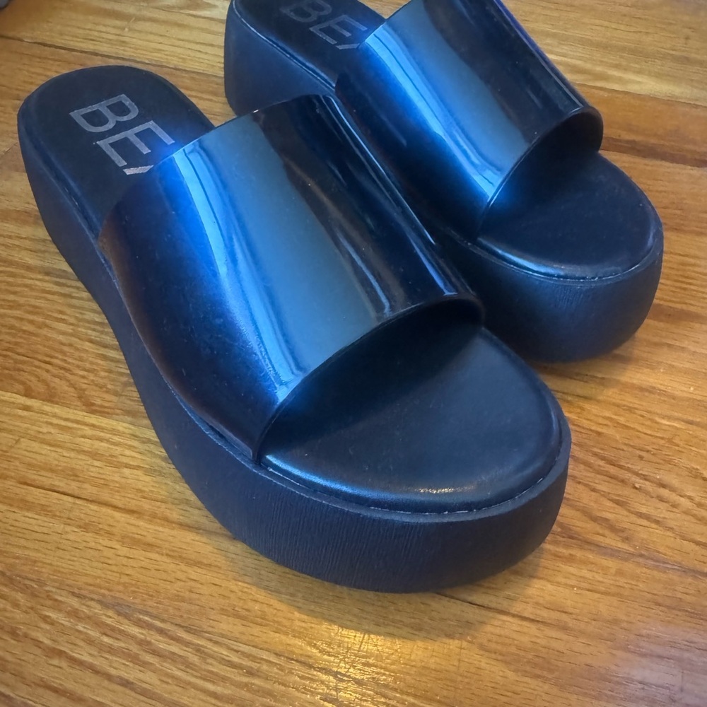 Women's Black Platform Slide Sandals